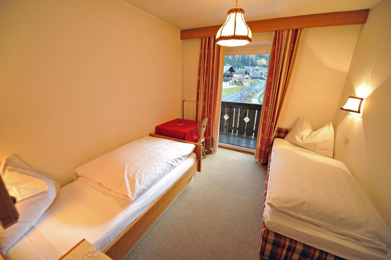Apartments Jasmin Selva di Val Gardena Bagian luar foto