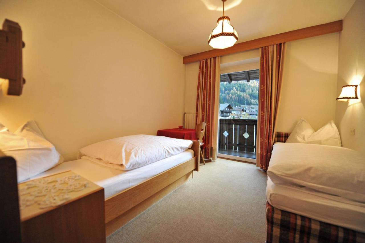 Apartments Jasmin Selva di Val Gardena Bagian luar foto