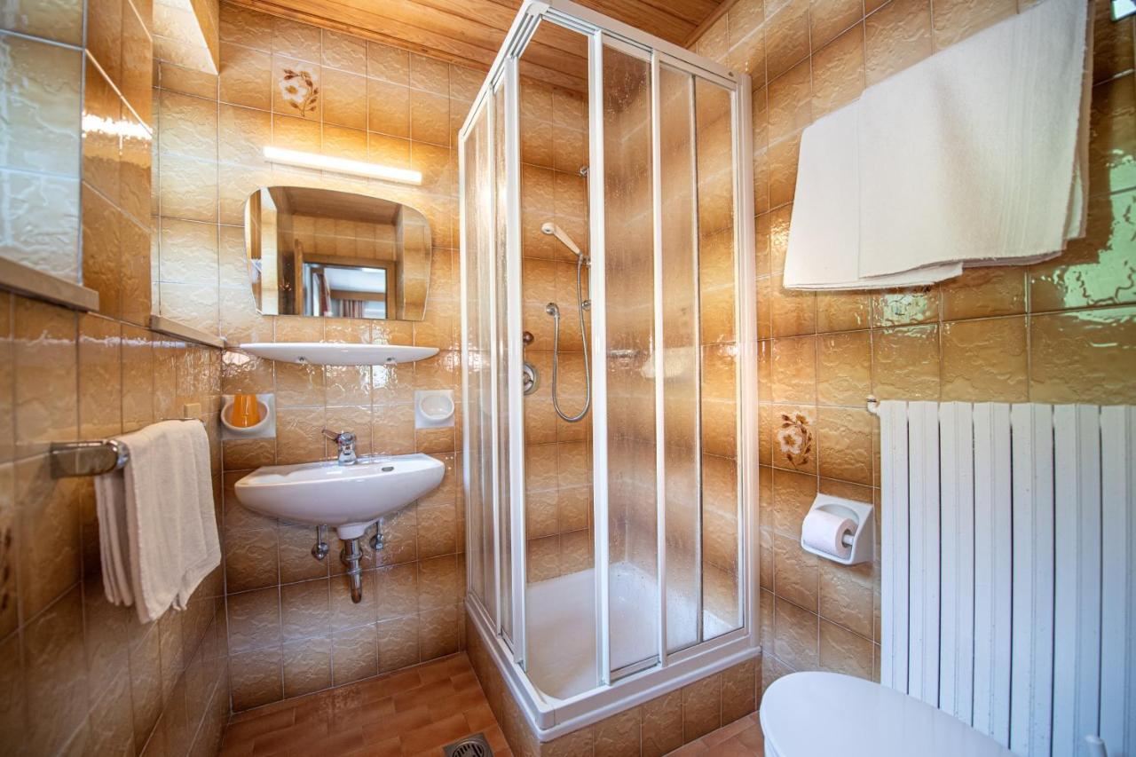 Apartments Jasmin Selva di Val Gardena Bagian luar foto